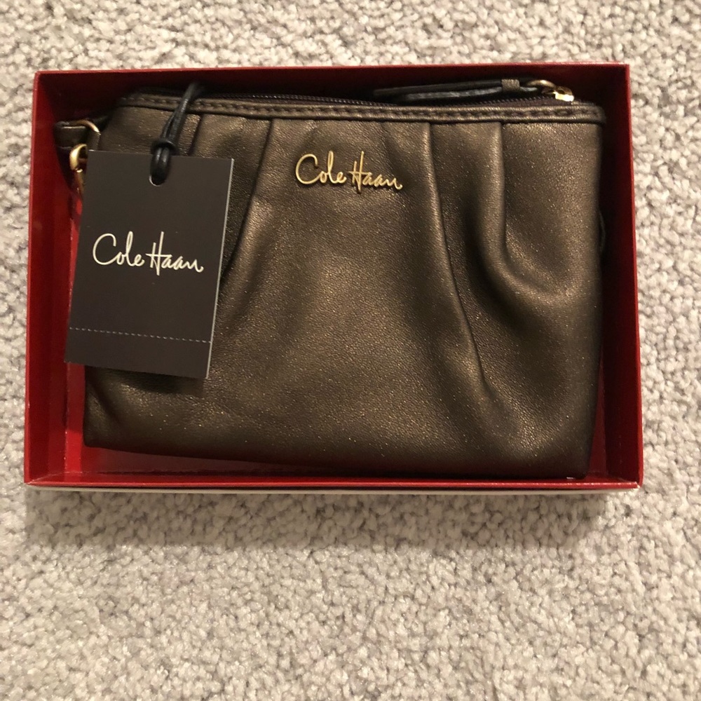 Wristlet